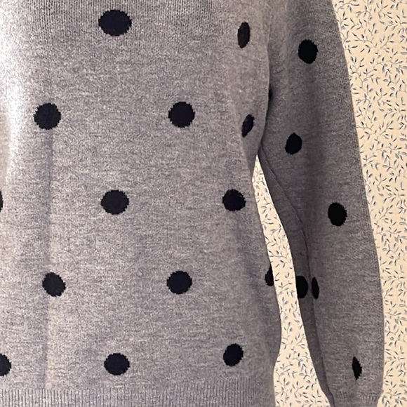 Ladies, warm, crewneck, Raglan sleeve sweater - Picture 5 of 6